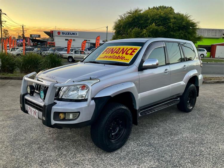2004 TOYOTA LANDCRUISER 4D WAGON PRADO GXL 4x4 GRJ120R 3.jpg